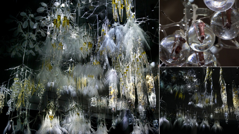 Illustration for article titled This Bizarre Installation Mimics a Real Biological Ecosystem